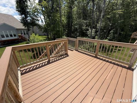 941 Mackenzie Lane Oxford CT 06478