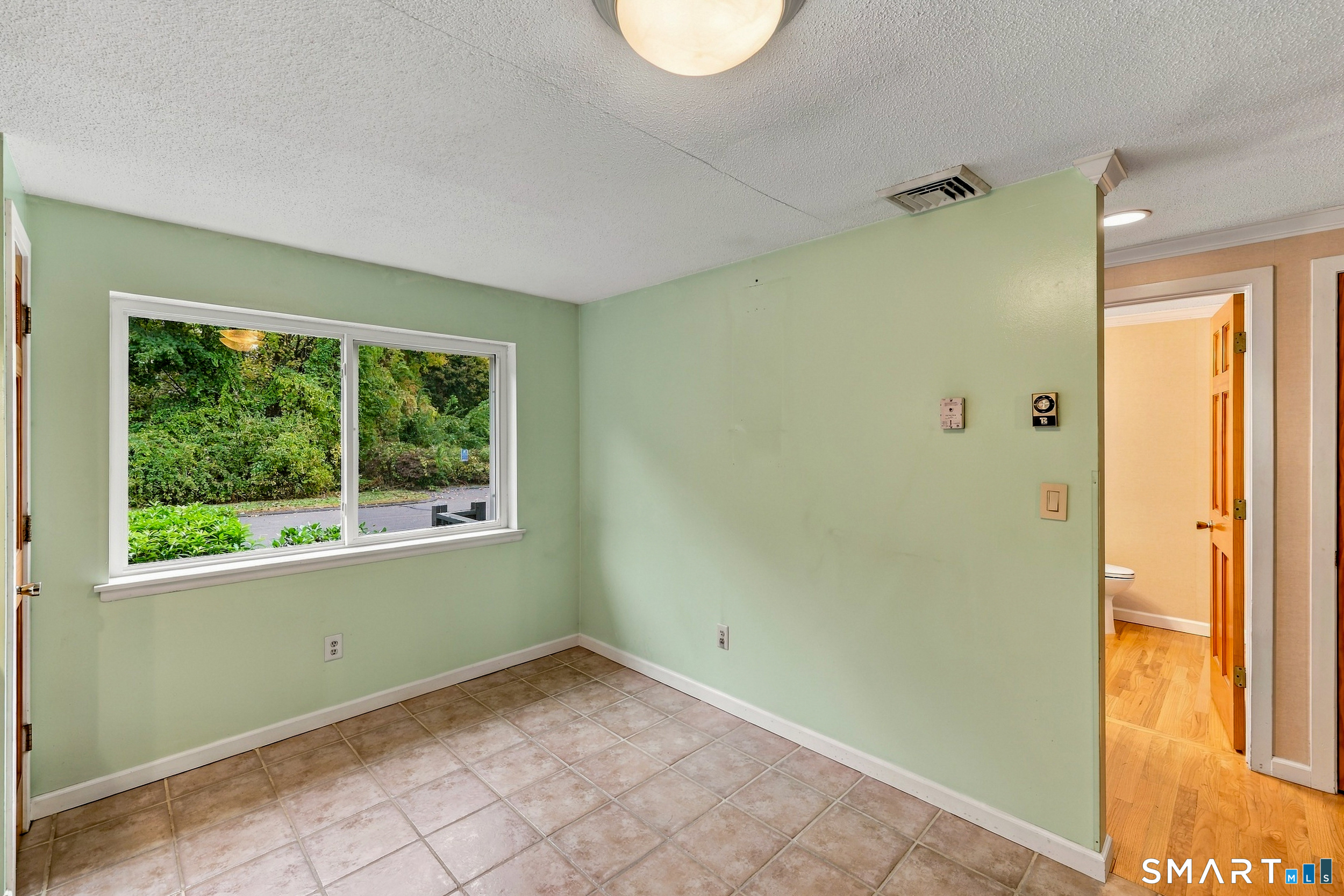 26 Chelsea Lane East Granby CT 06026