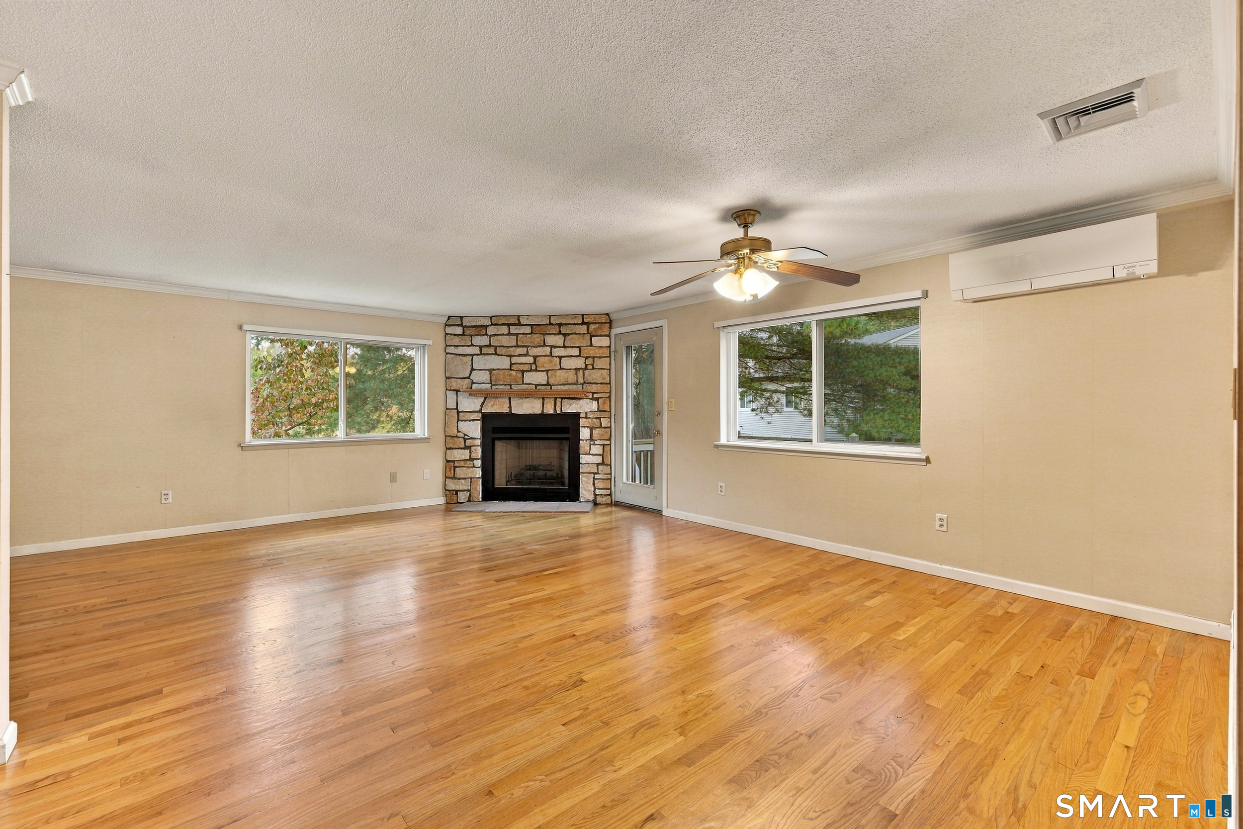26 Chelsea Lane East Granby CT 06026