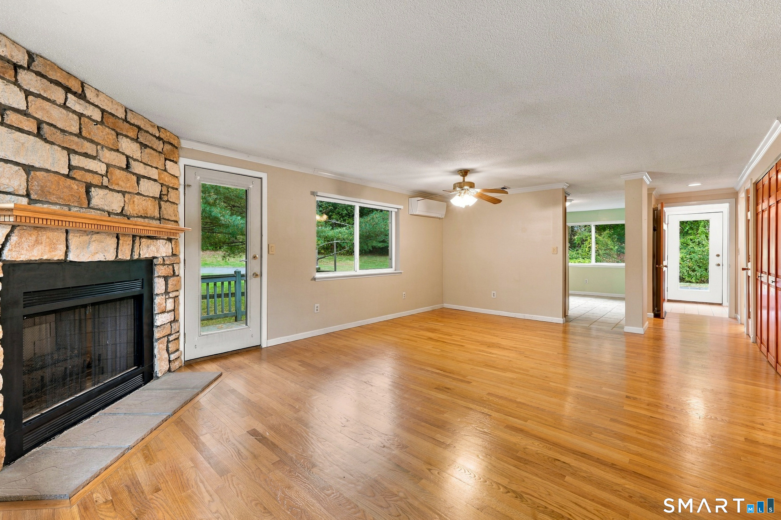 26 Chelsea Lane East Granby CT 06026