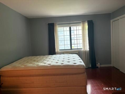431 Swanson Crescent Milford CT 06461