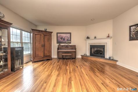 15 Jasmine Circle Milford CT 06461