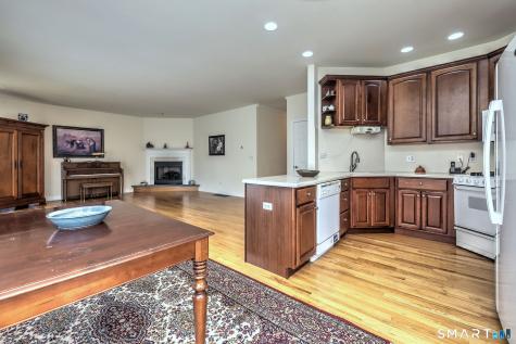 15 Jasmine Circle Milford CT 06461