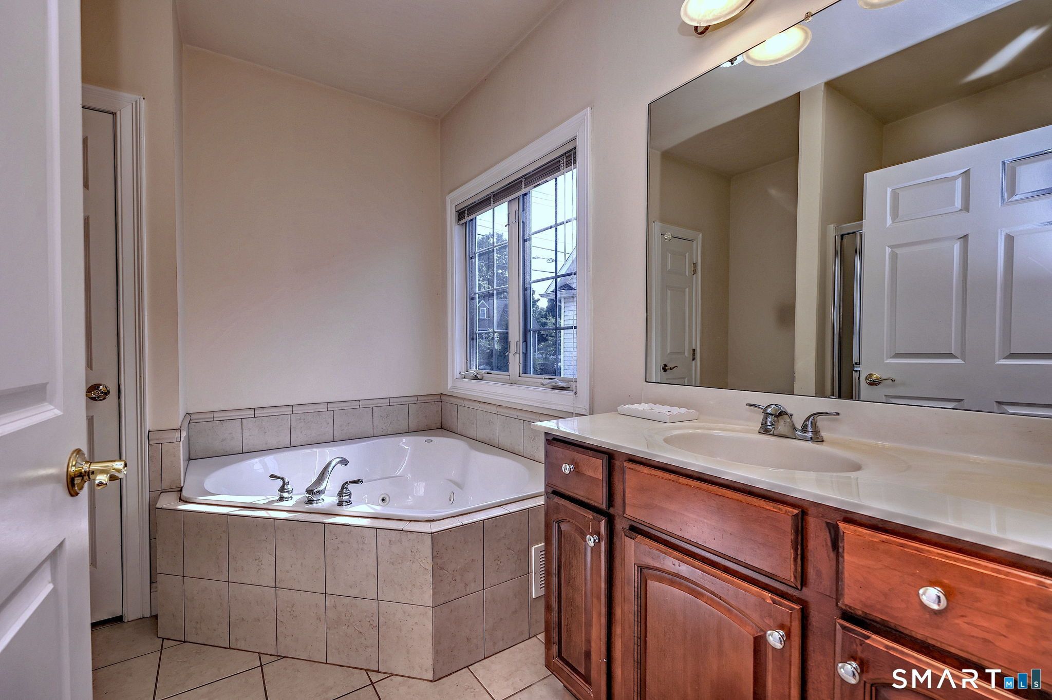 15 Jasmine Circle Milford CT 06461