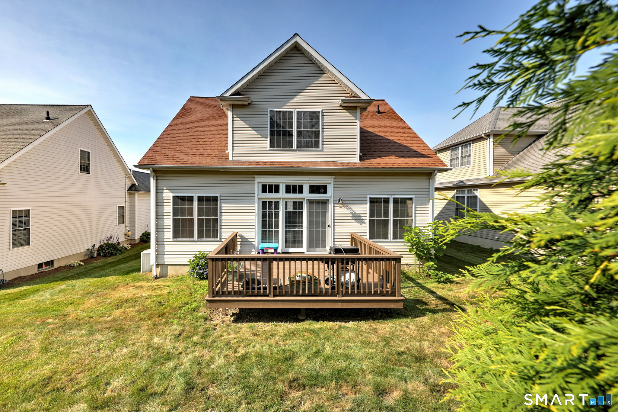 15 Jasmine Circle Milford CT 06461