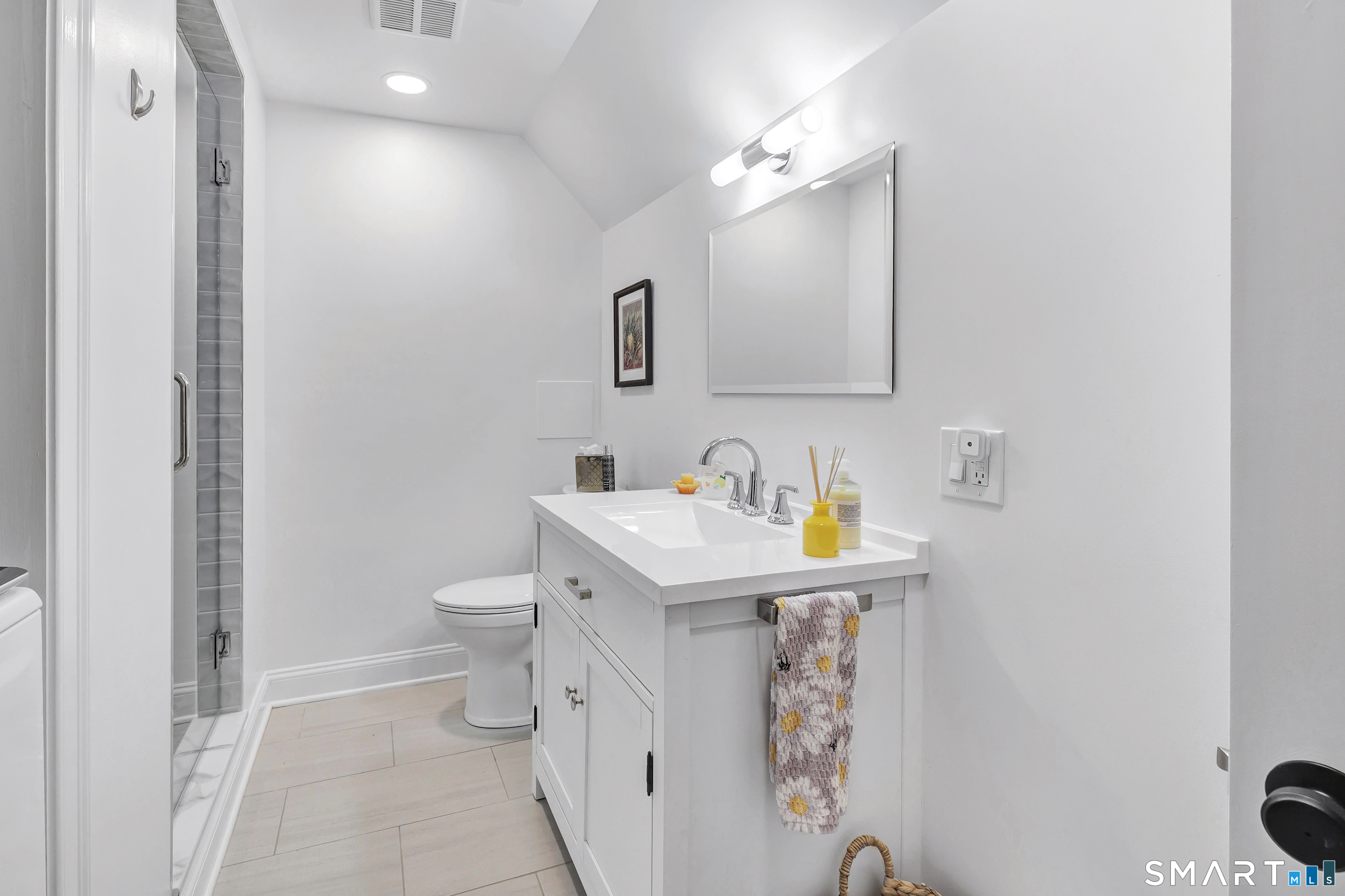 443 North Trail Stratford CT 06614