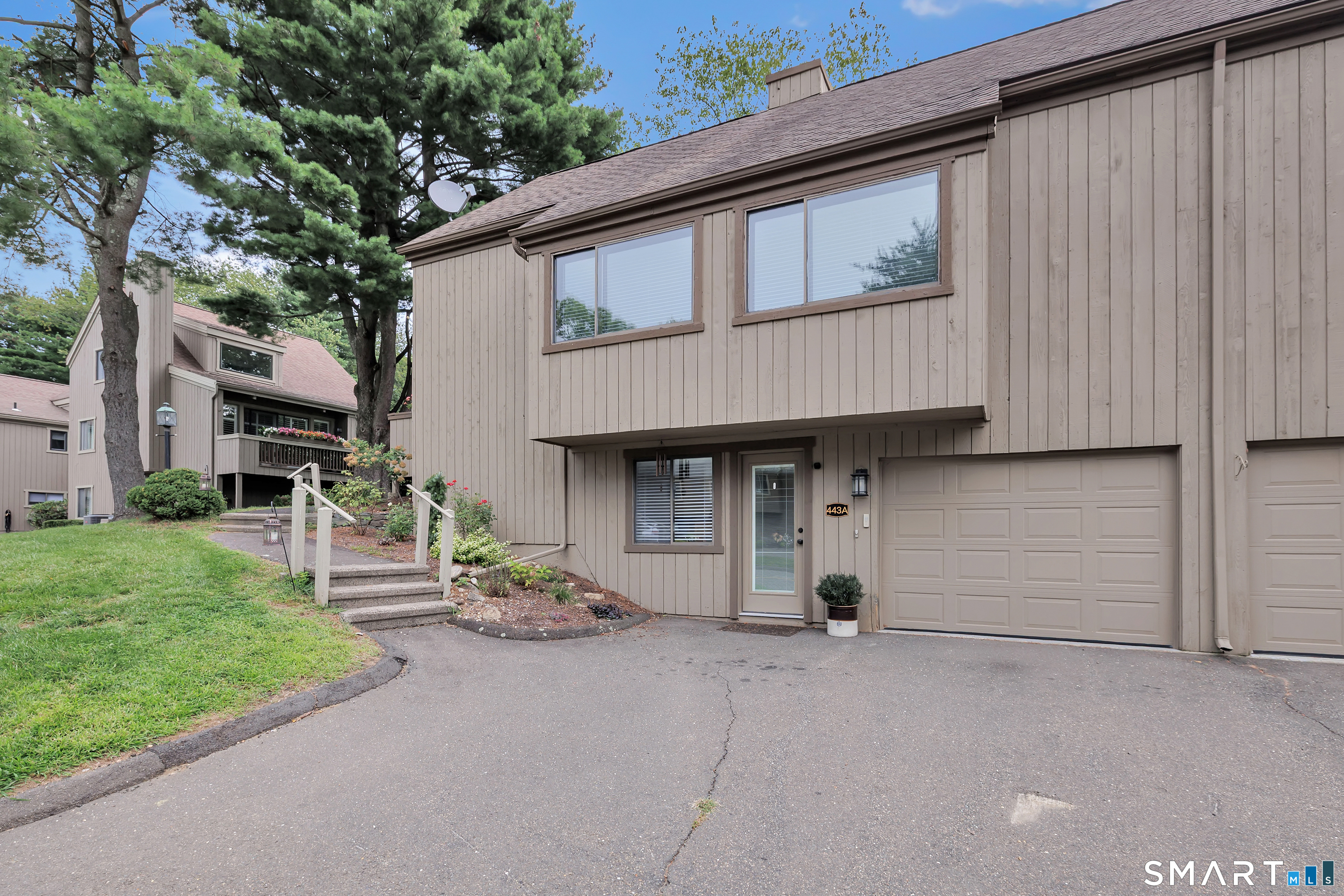 443 North Trail Stratford CT 06614