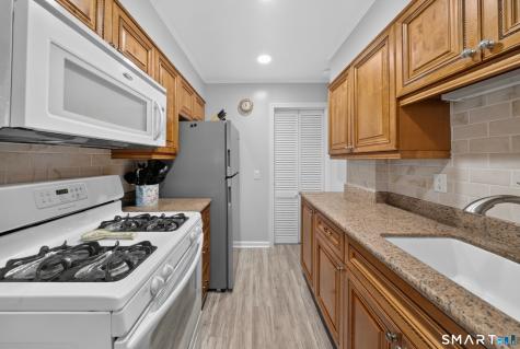 281 Sylvan Knoll Road Stamford CT 06902
