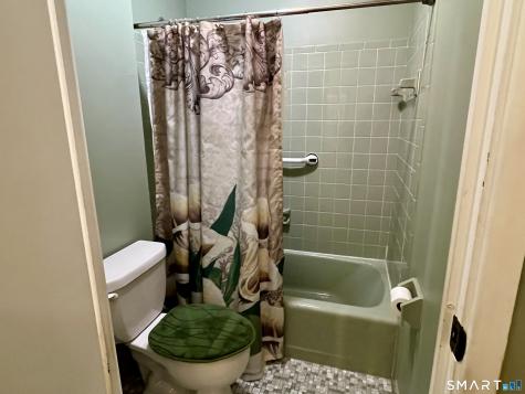 50 Birdseye Street Stratford CT 06615