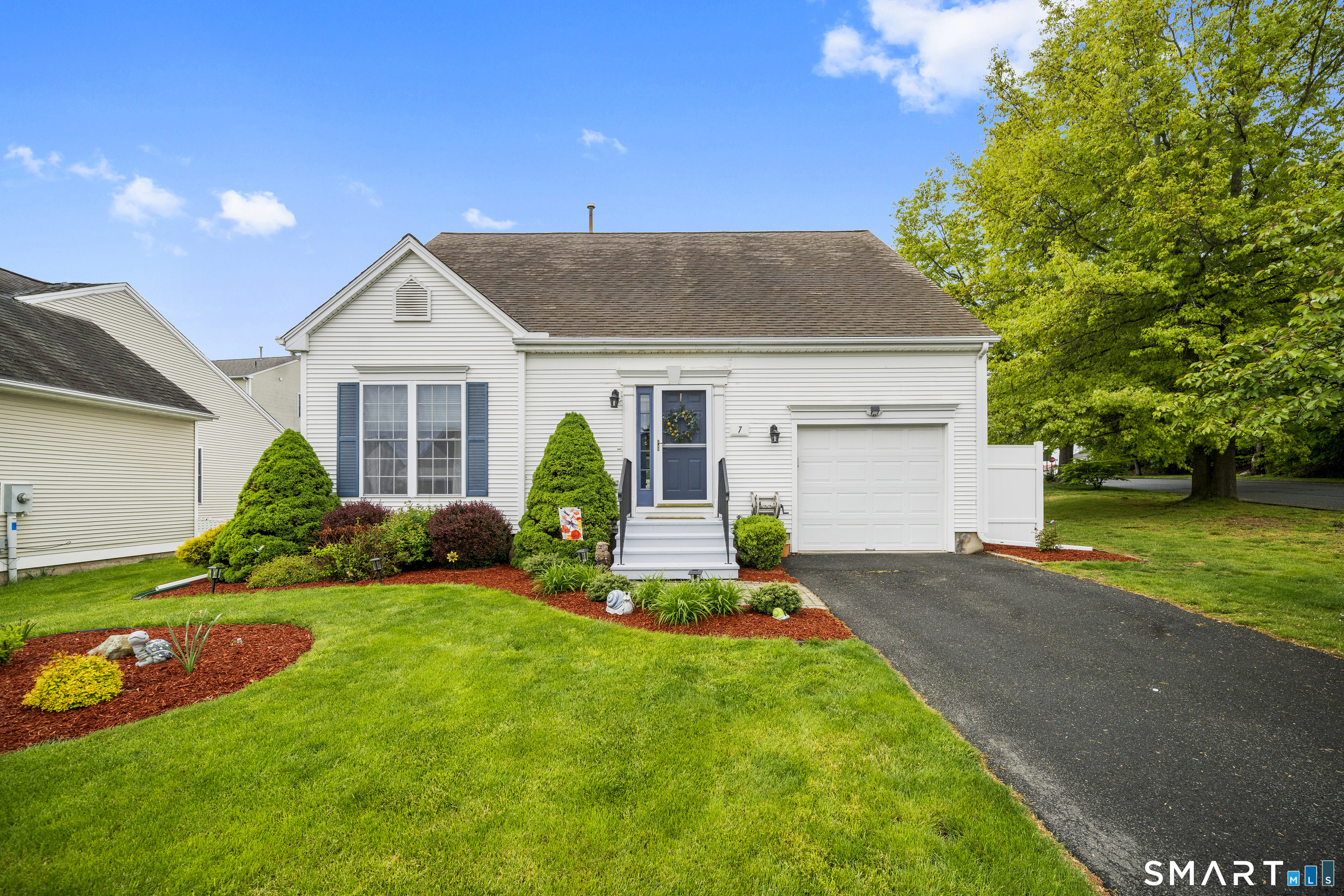 7 Heather Lane Suffield CT 06078