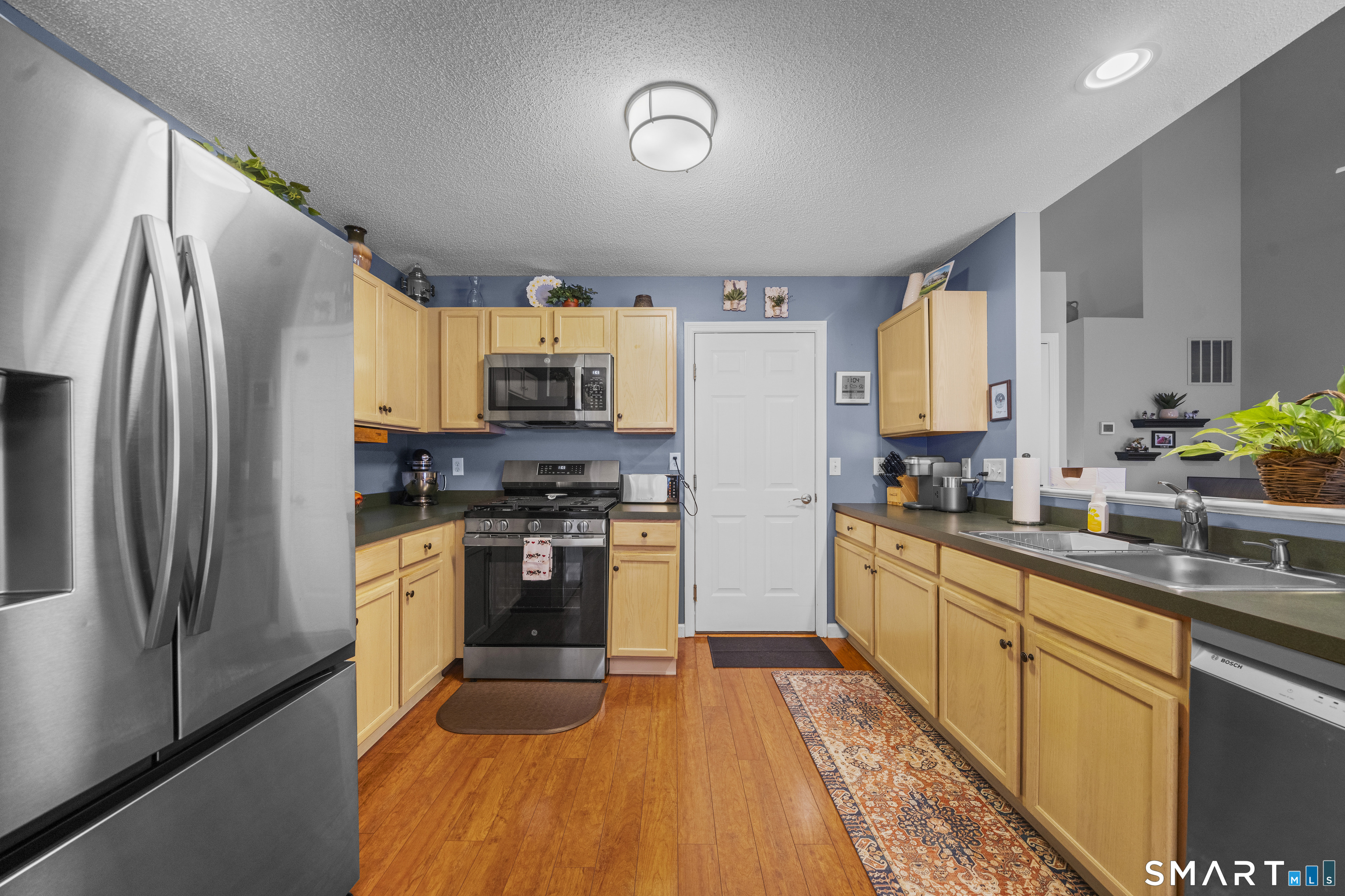 7 Heather Lane Suffield CT 06078