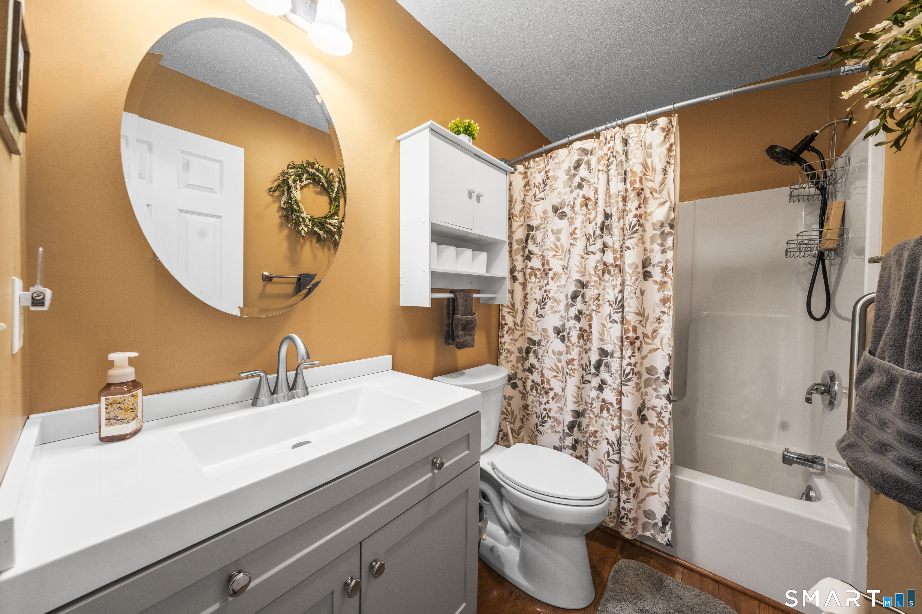 7 Heather Lane Suffield CT 06078