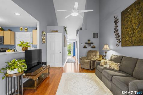 7 Heather Lane Suffield CT 06078