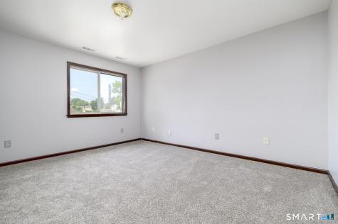 2-1/2 Laura Street Norwalk CT 06854