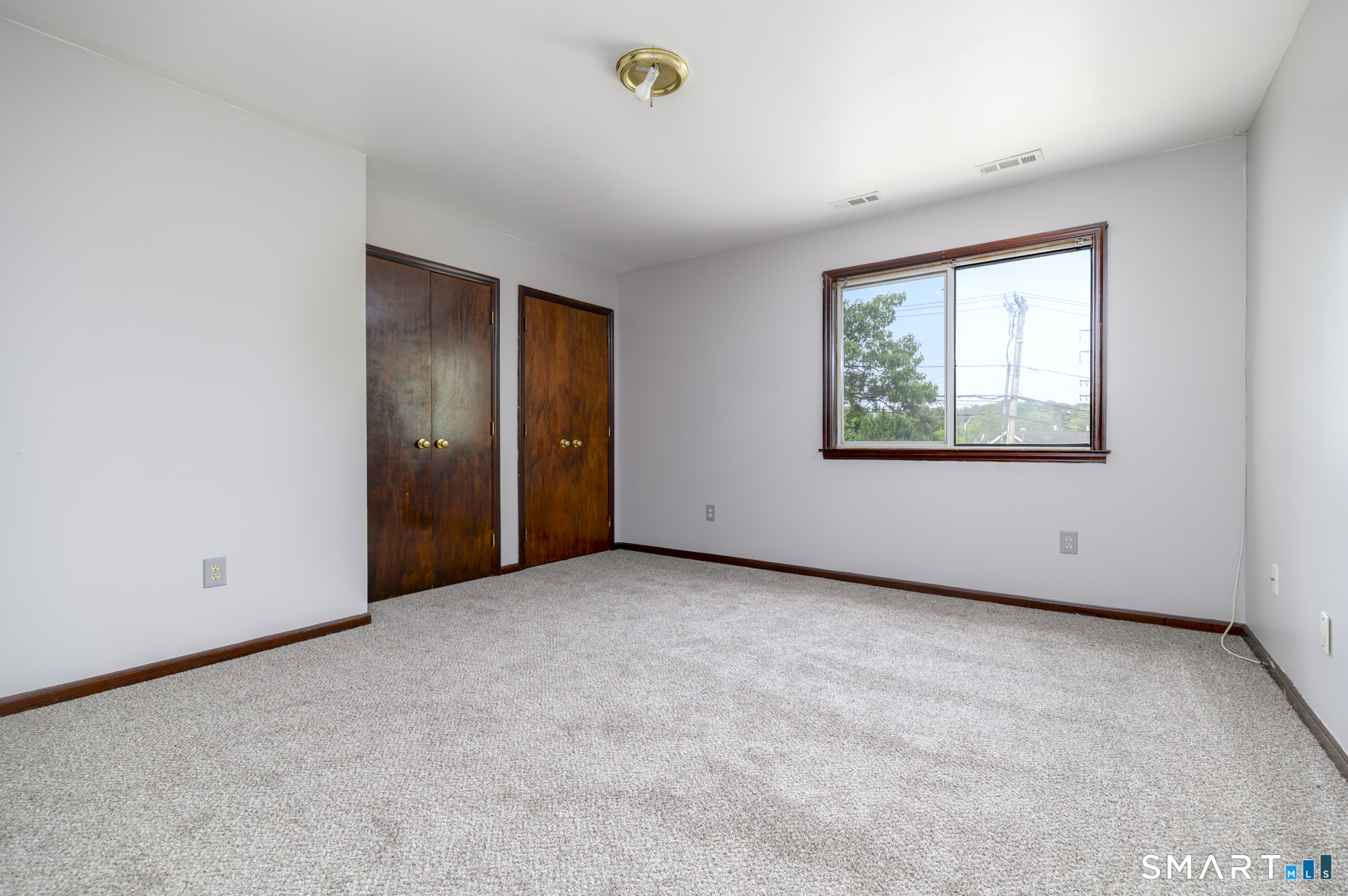 2-1/2 Laura Street Norwalk CT 06854