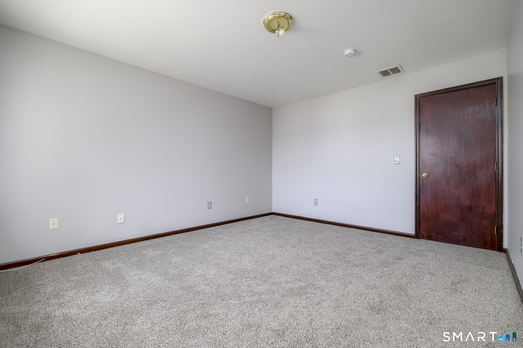 2-1/2 Laura Street Norwalk CT 06854