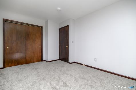 2-1/2 Laura Street Norwalk CT 06854