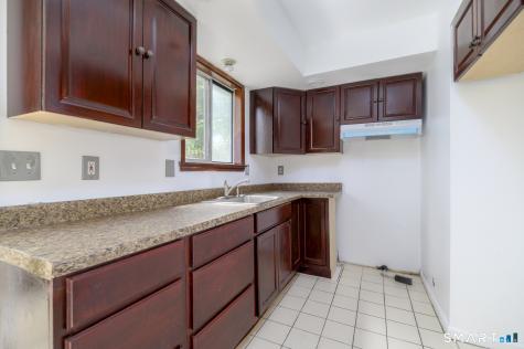 2-1/2 Laura Street Norwalk CT 06854