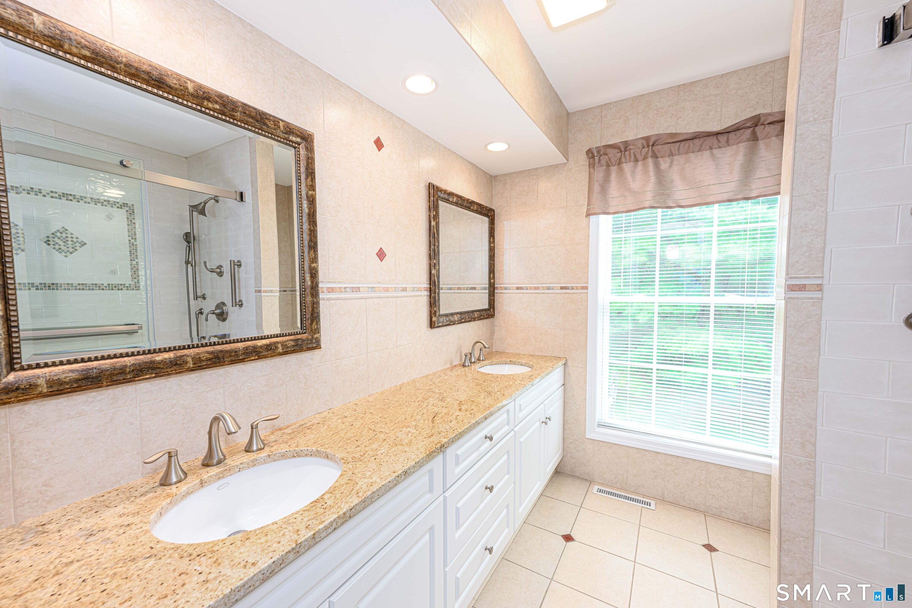 25 Hamden Hills Drive Hamden CT 06518