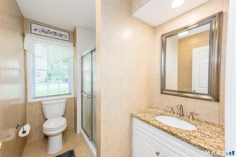 25 Hamden Hills Drive Hamden CT 06518