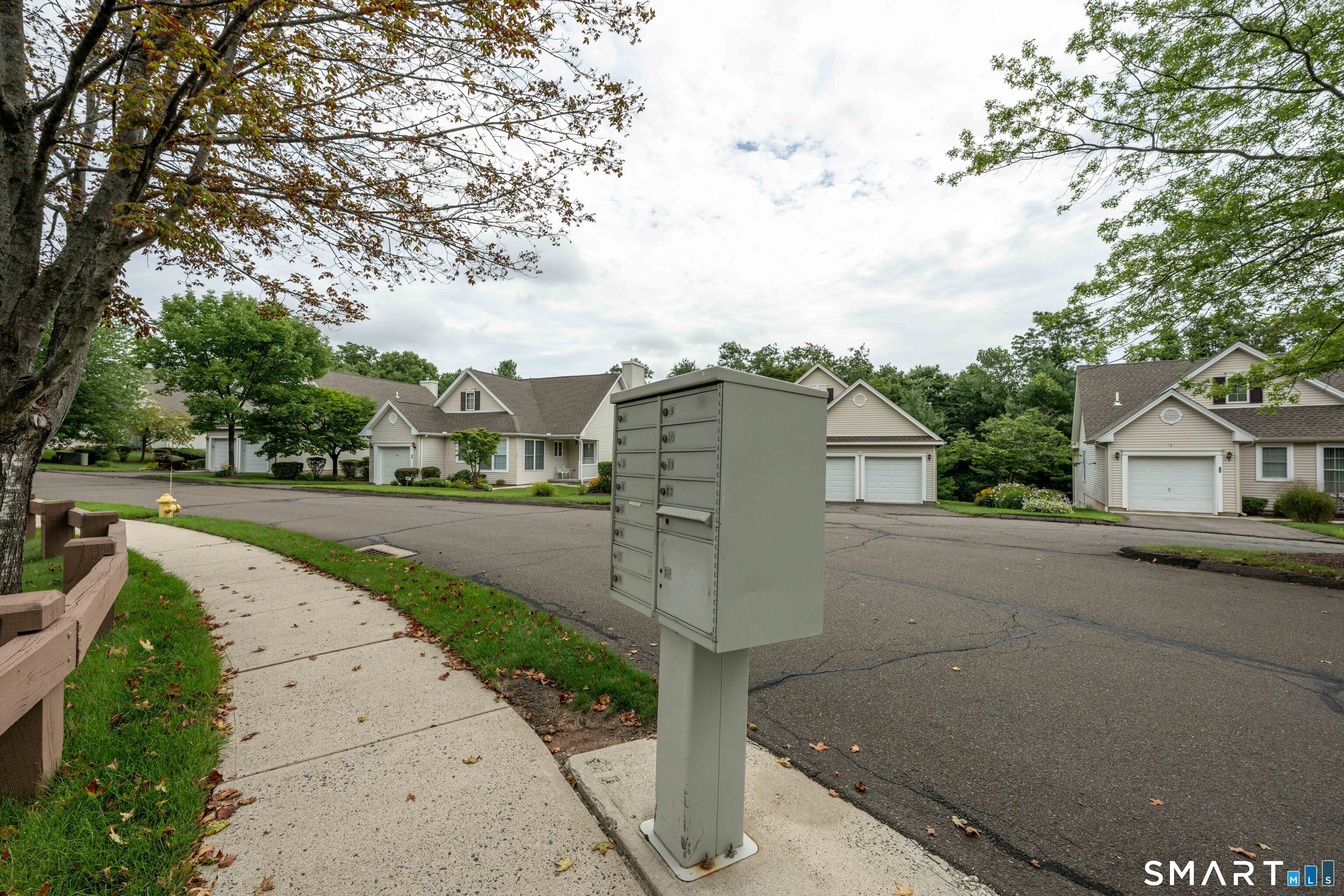 25 Hamden Hills Drive Hamden CT 06518