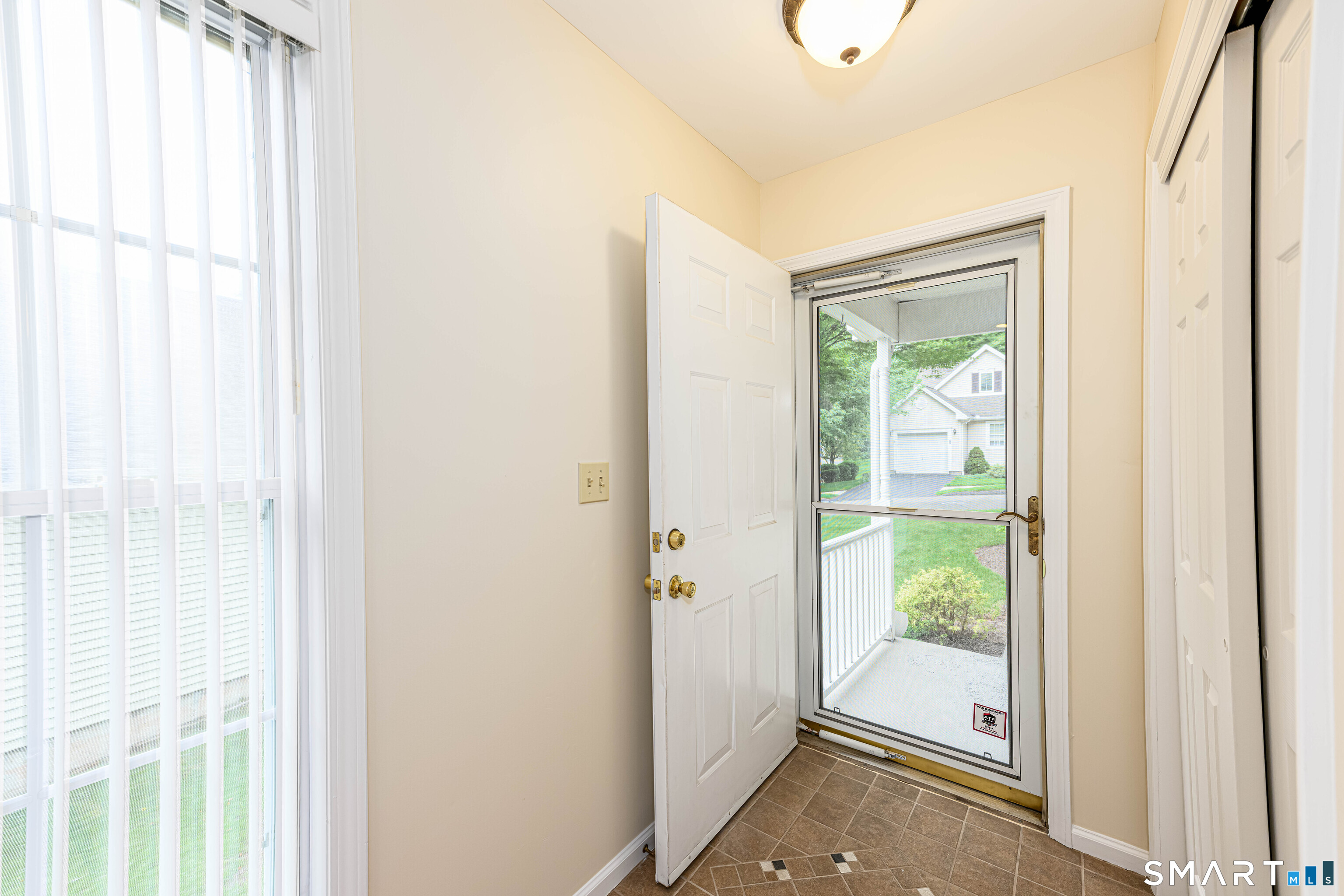 25 Hamden Hills Drive Hamden CT 06518
