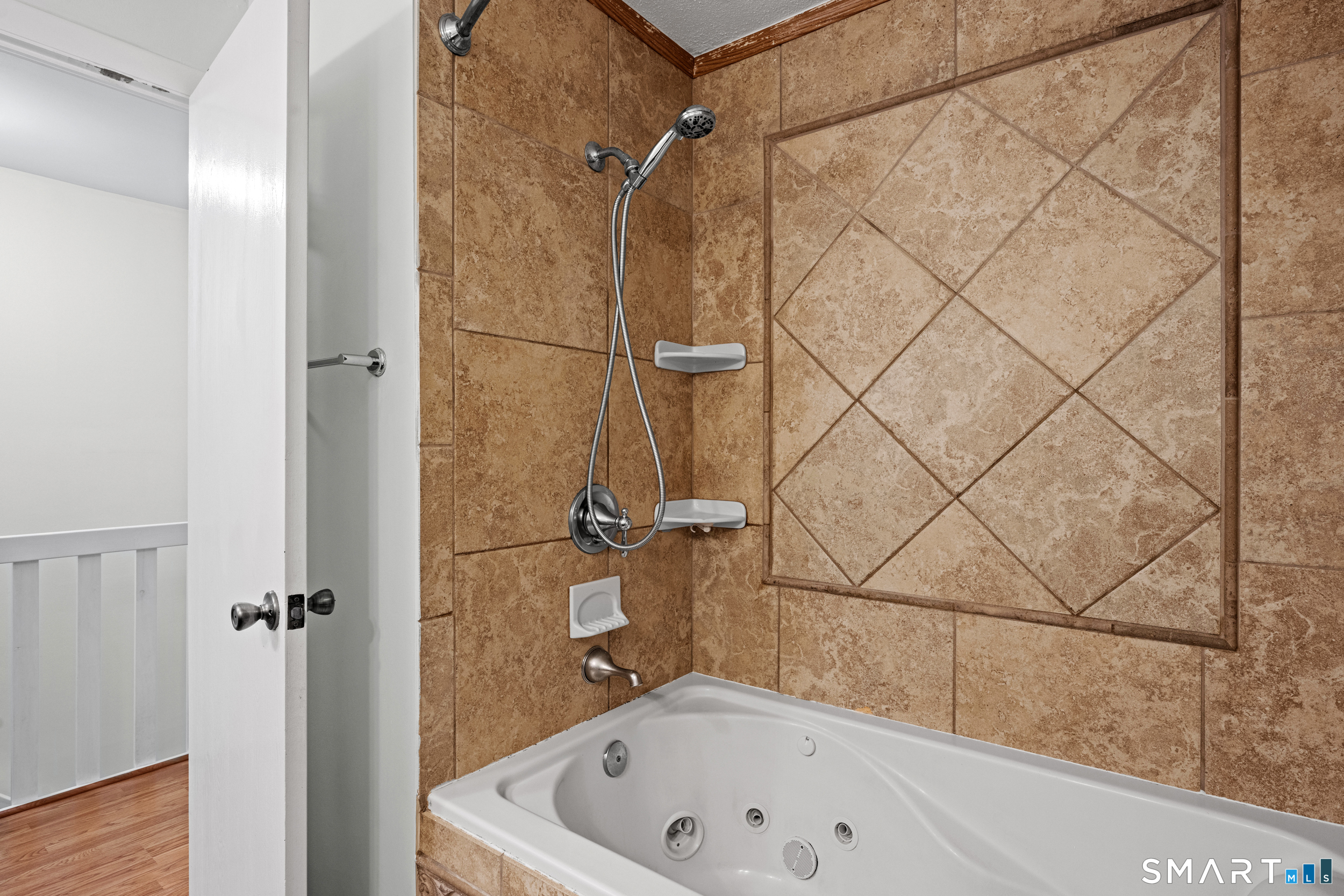 528 Shennecossett Road Groton CT 06340