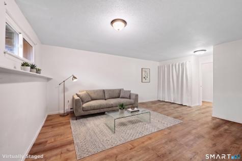 528 Shennecossett Road Groton CT 06340