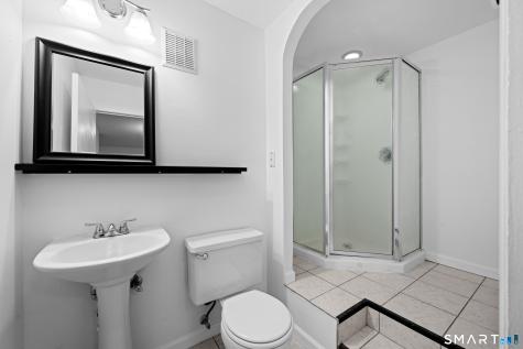 528 Shennecossett Road Groton CT 06340
