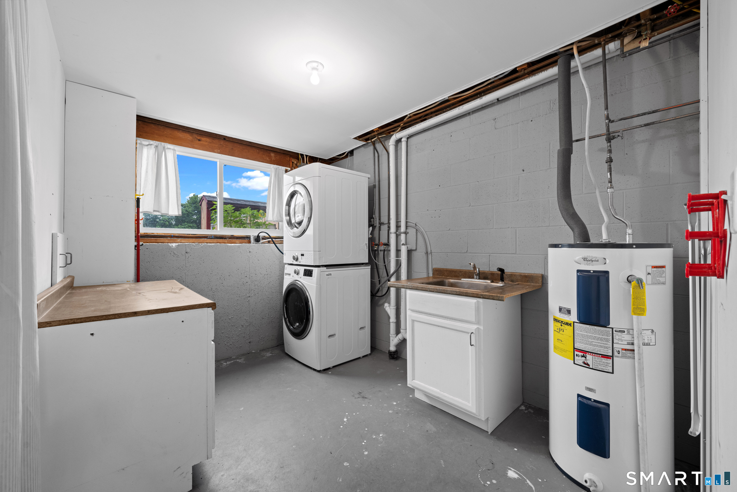 528 Shennecossett Road Groton CT 06340