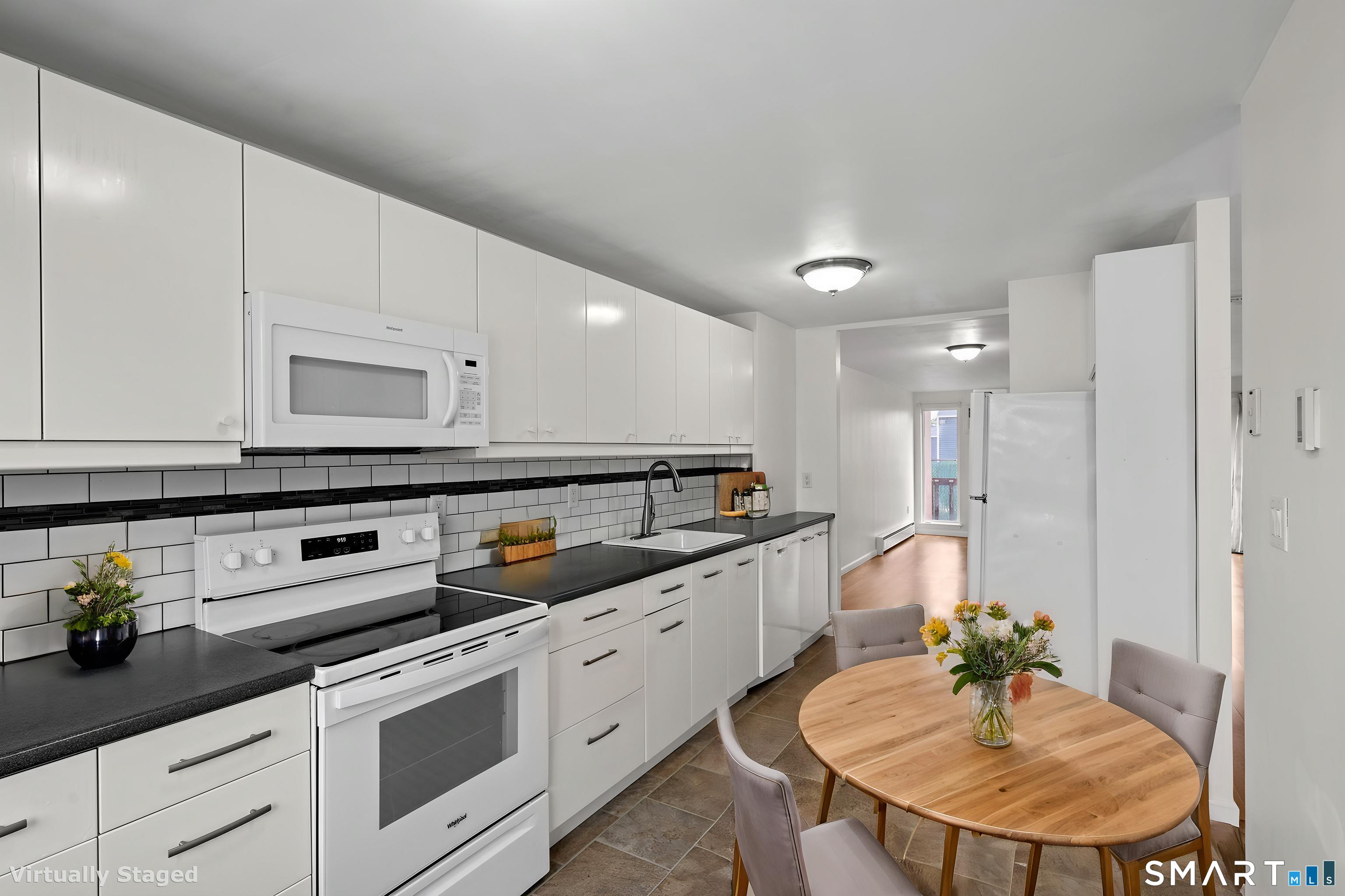 528 Shennecossett Road Groton CT 06340