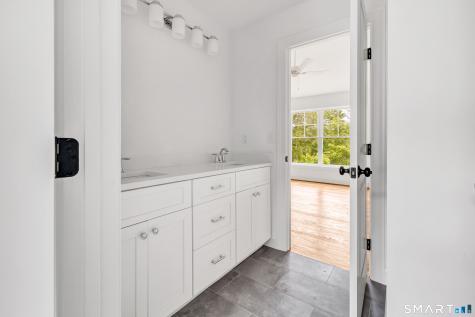 14 Windward Way Shelton CT 06484
