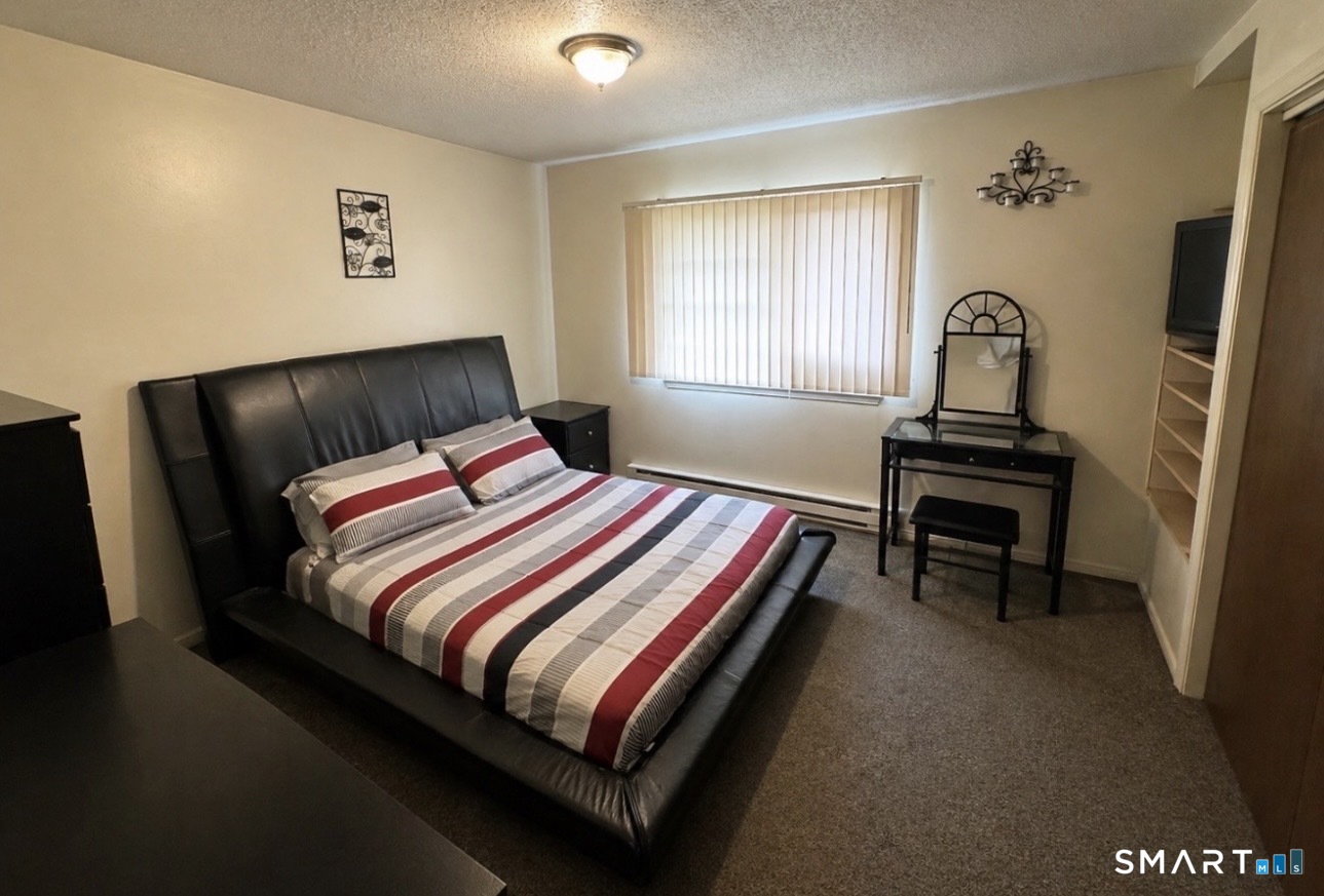 975 Meriden Road Waterbury CT 06705