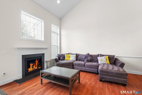 24 Highridge Road Middlebury CT 06762