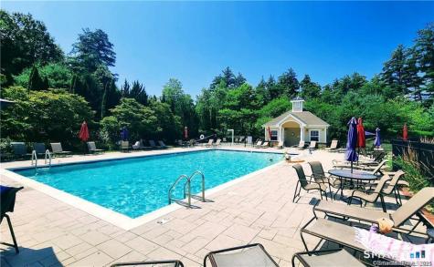 24 Highridge Road Middlebury CT 06762