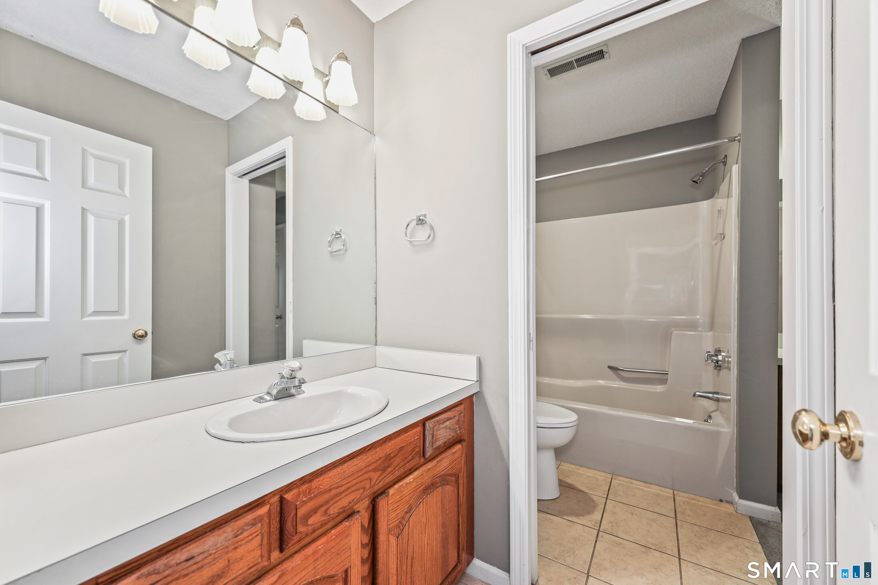 59 Westwood Avenue Waterbury CT 06708