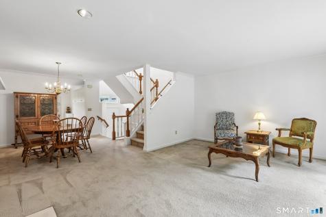 11 Boulevard Drive Danbury CT 06810
