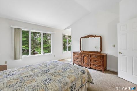 11 Boulevard Drive Danbury CT 06810