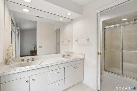 11 Boulevard Drive Danbury CT 06810
