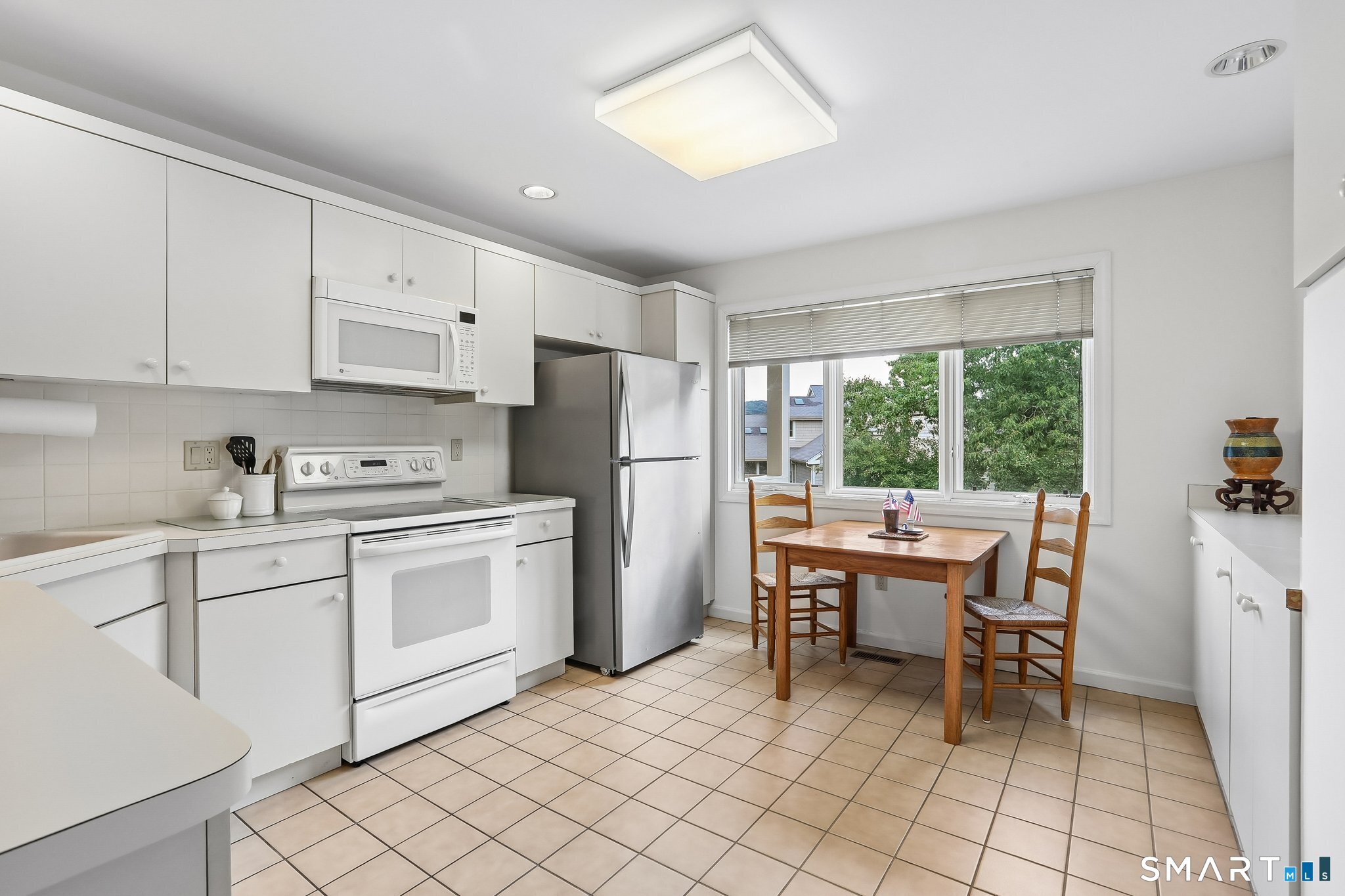 11 Boulevard Drive Danbury CT 06810
