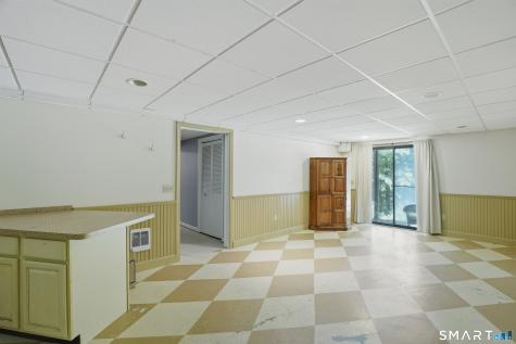 102 Heatherwood Drive Brookfield CT 06804