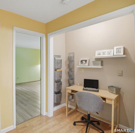 102 Heatherwood Drive Brookfield CT 06804