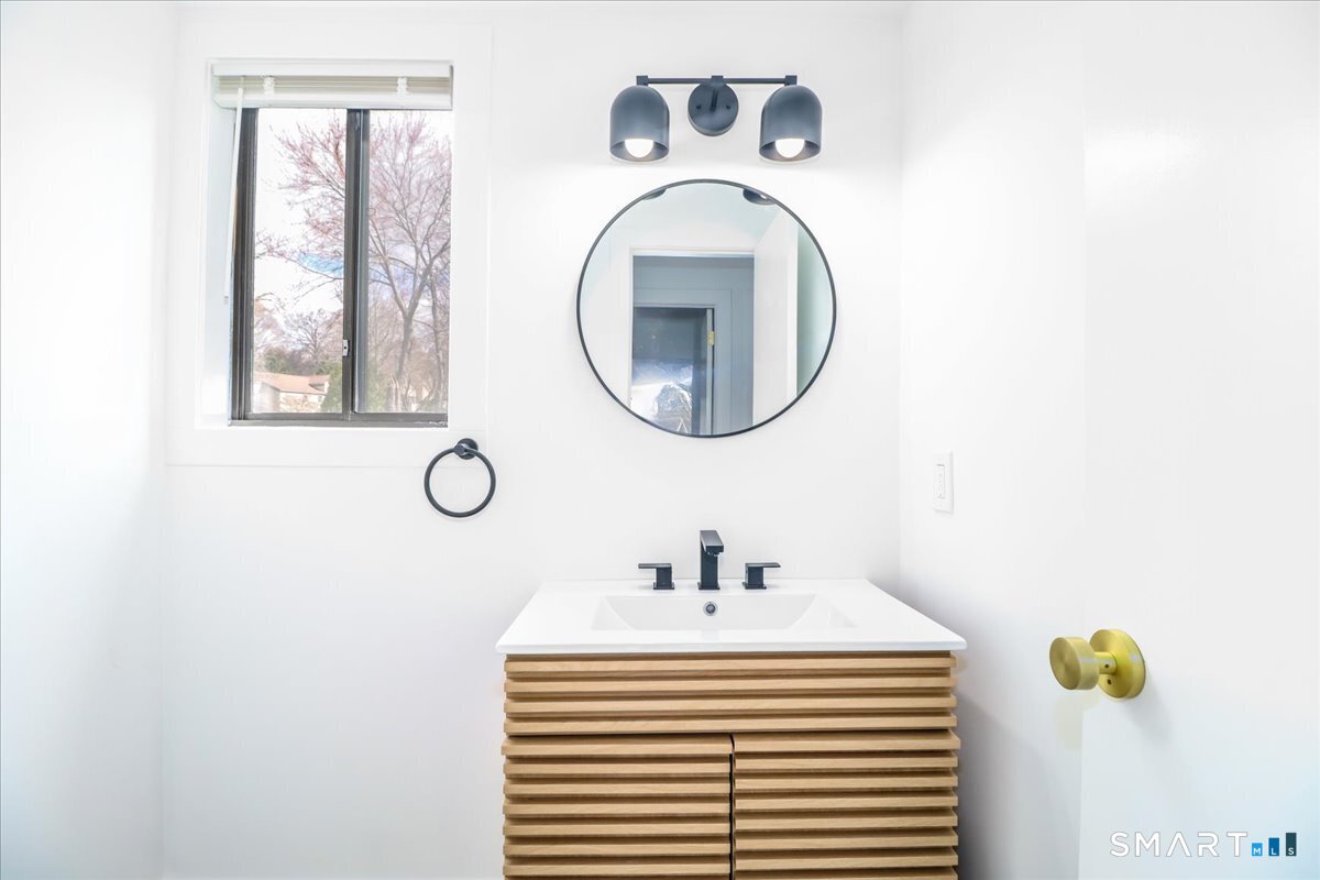 402 Montauk Lane Stratford CT 06614