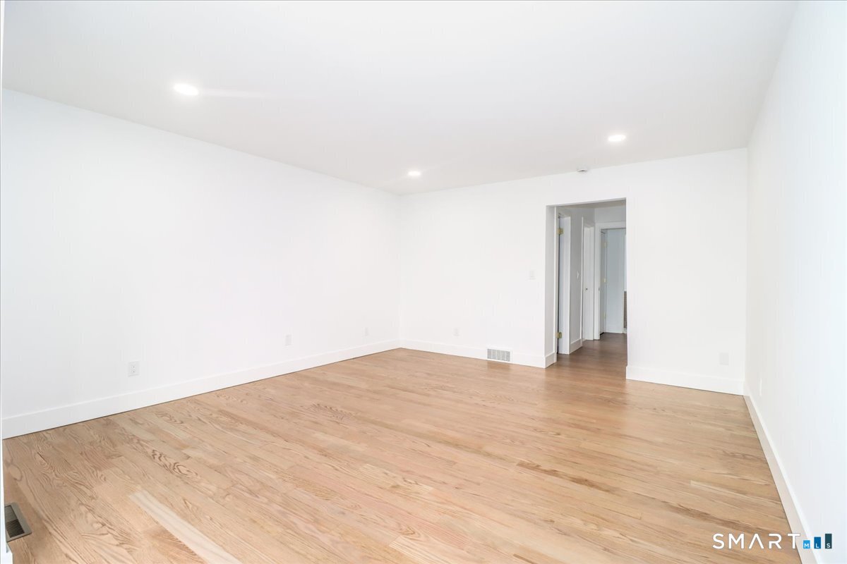 402 Montauk Lane Stratford CT 06614