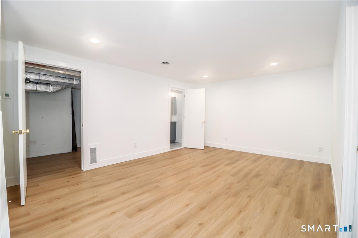 402 Montauk Lane Stratford CT 06614