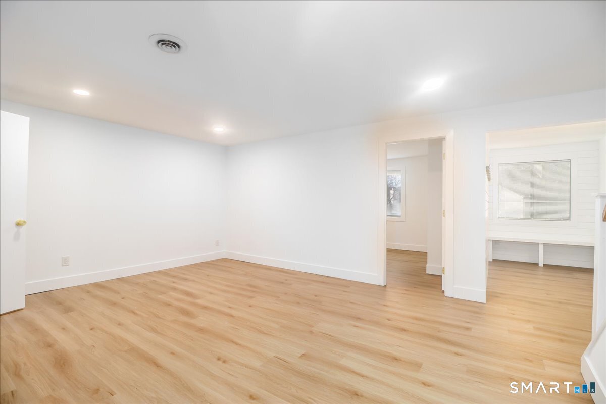 402 Montauk Lane Stratford CT 06614