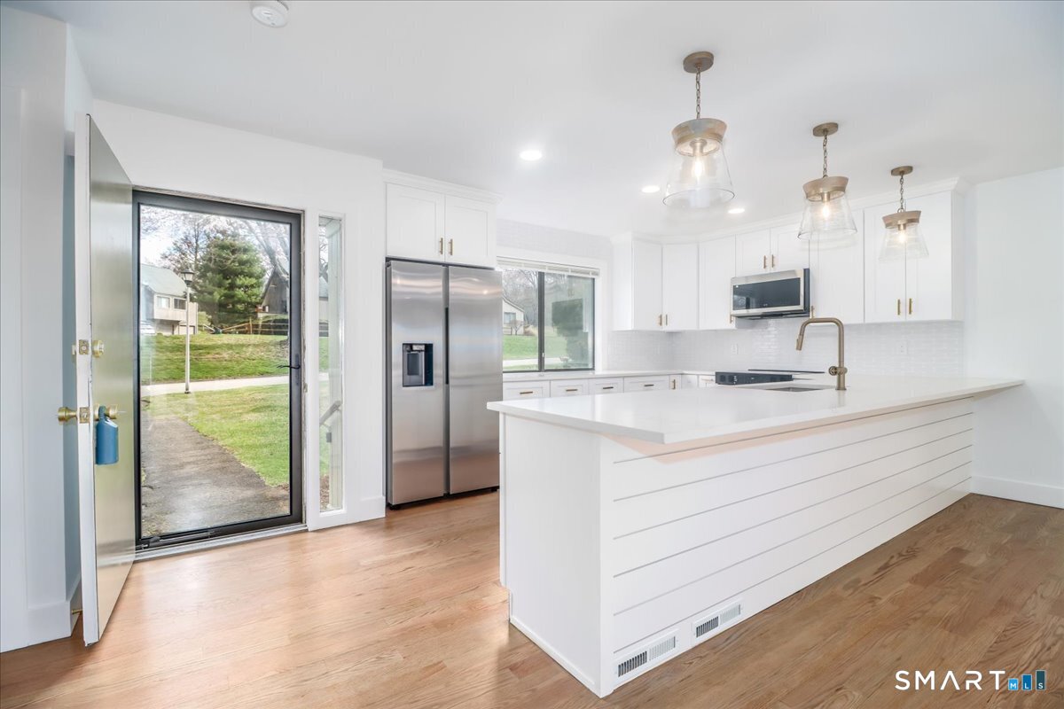 402 Montauk Lane Stratford CT 06614