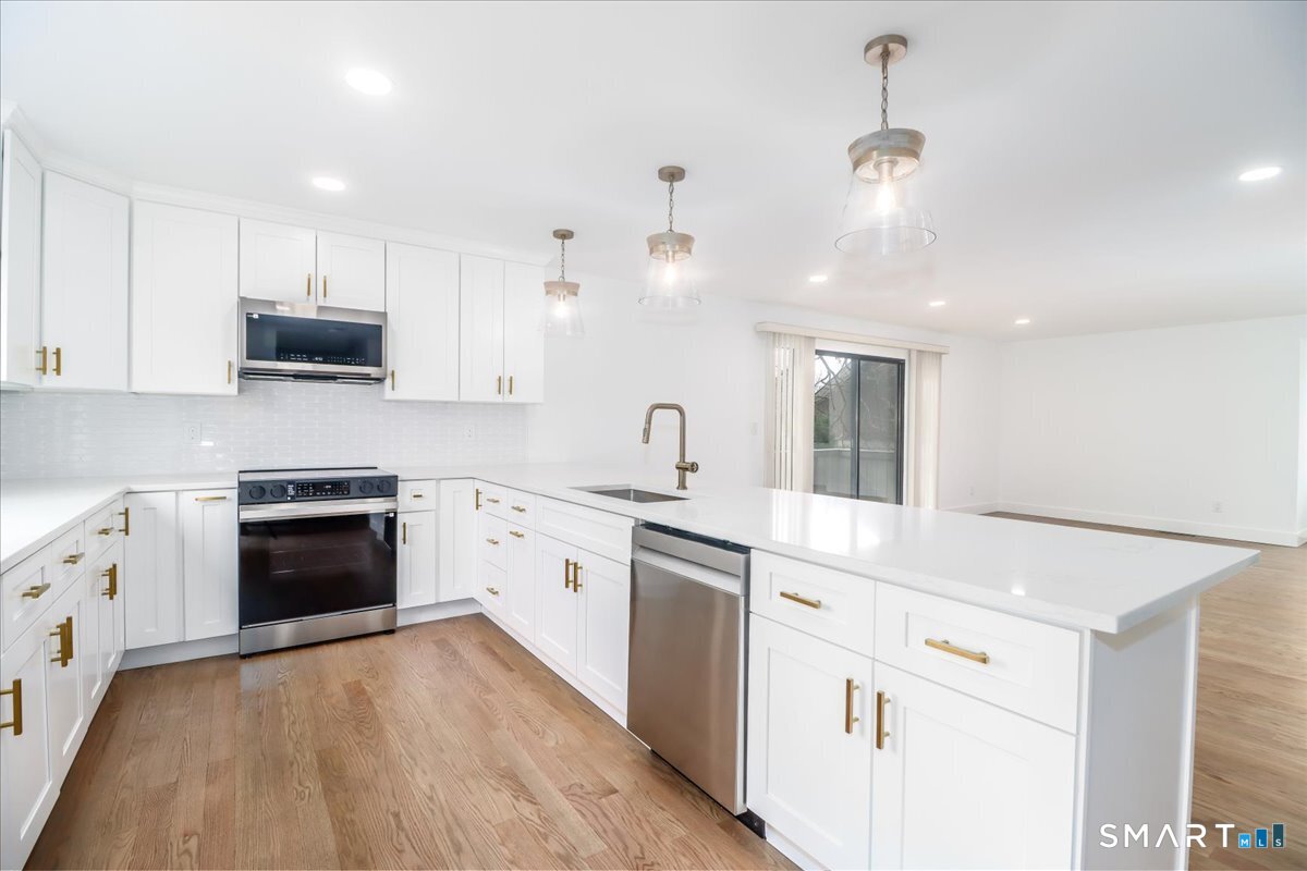 402 Montauk Lane Stratford CT 06614