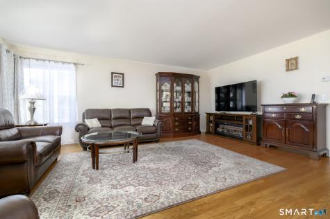 54 Redspire Court Trumbull CT 06611