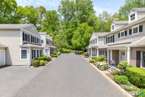 54 Redspire Court Trumbull CT 06611